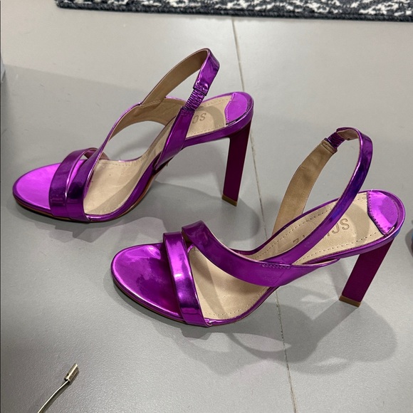 SCHUTZ Women's Metallic Purple Heels - Picture 2 of 3